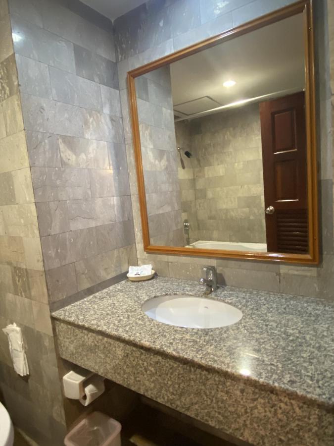 Phuket Kata View Guest House מראה חיצוני תמונה