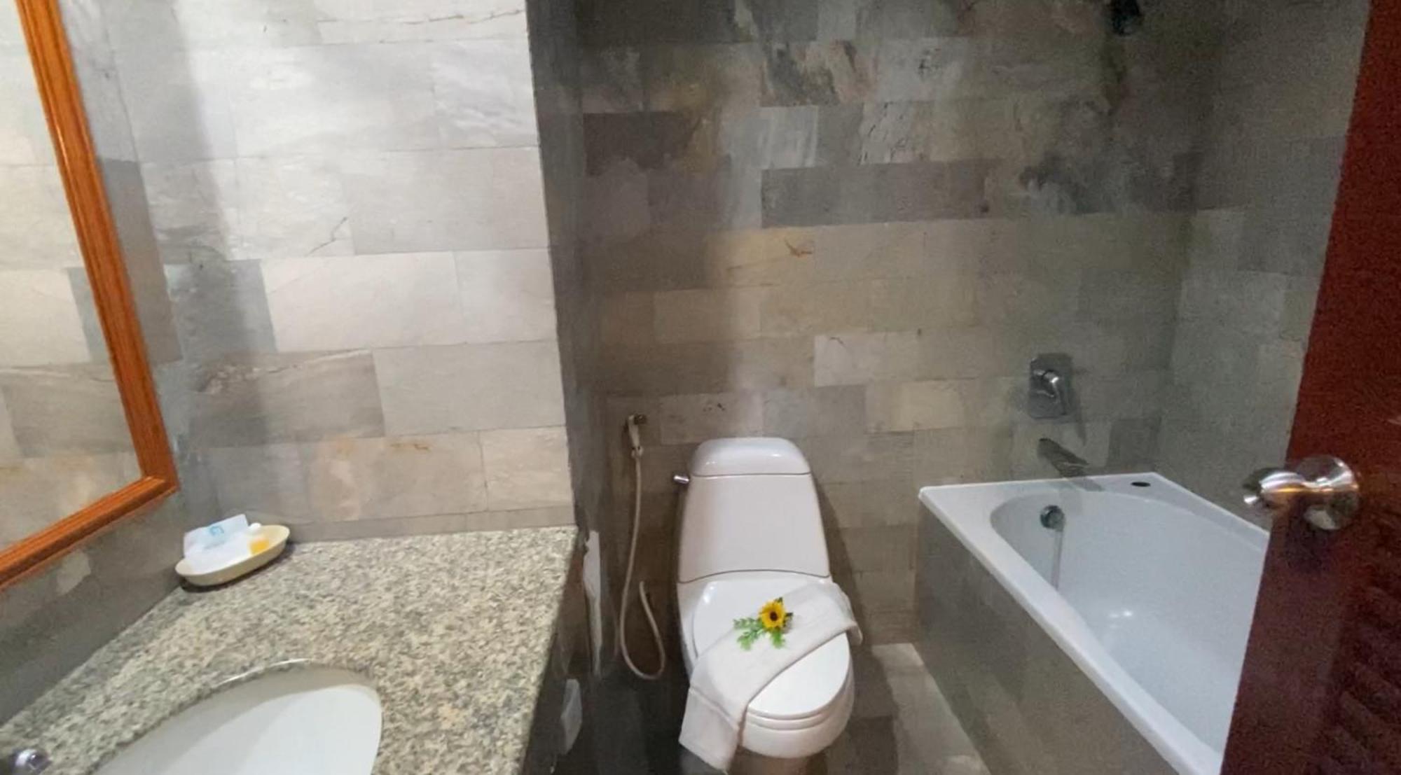 Phuket Kata View Guest House מראה חיצוני תמונה