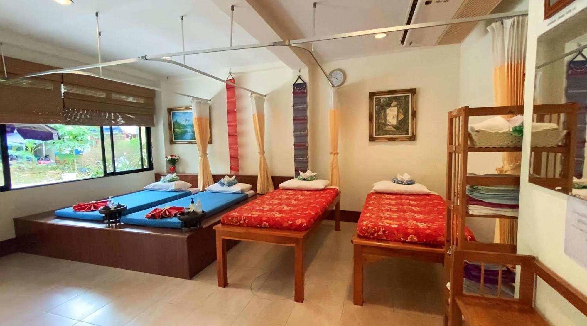 Phuket Kata View Guest House מראה חיצוני תמונה